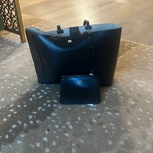 FRAME bag (black) new with tags